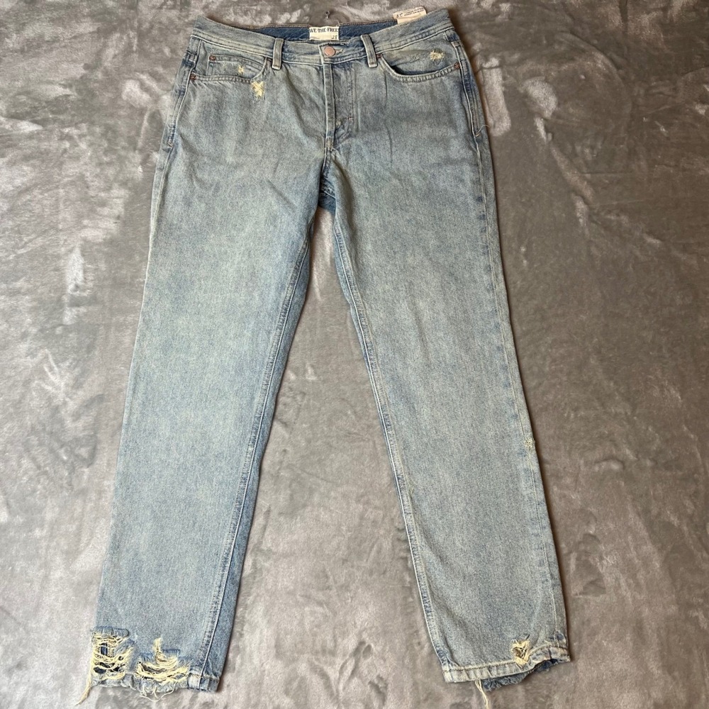 NWT Free People Unknown Legend Slim Straight Leg Jeans in‎ Sea Mist Size 28